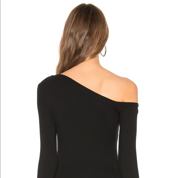 SOLD!!! Cliché Asymmetrical One Shoulder - Picture 3 of 4